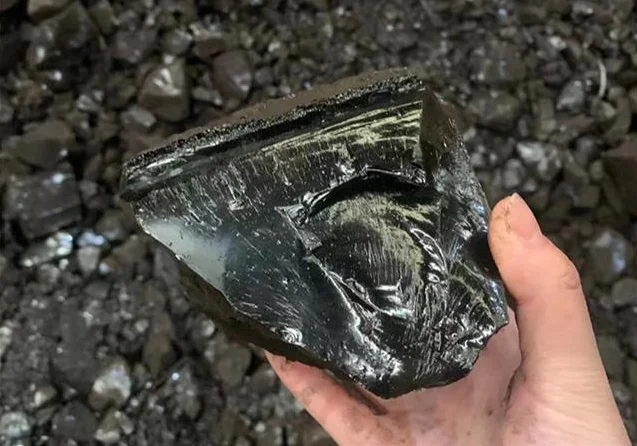 Coal Tar Pitch Graphitized Petroleum Coke Coke De Petrole Petroleum Production Solid Bitumen in Block