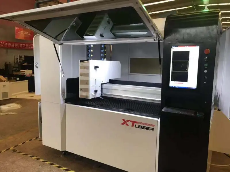 1390 Cover Mini Metal Fiber Laser Cutting Machine for Stainless Steel