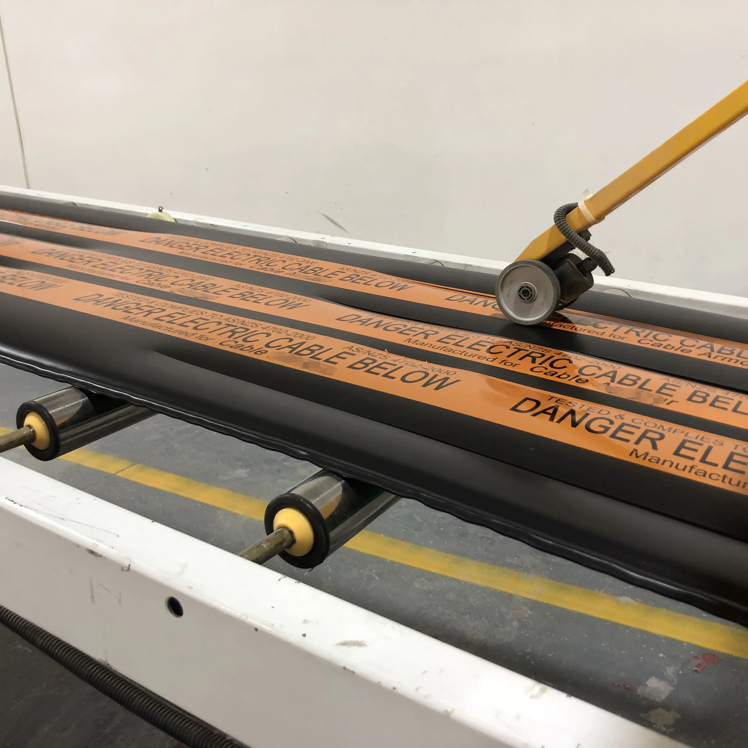 PE Protection Cable Covers LDPE Electrical Plastic Cable Tiles