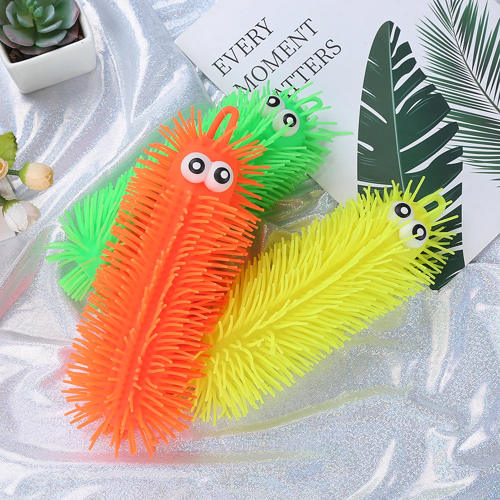 Yoyo Colorful Tpr Worm Puffer Ball Cheapest Cater Pillar Fluffy Puffer Ball With Light