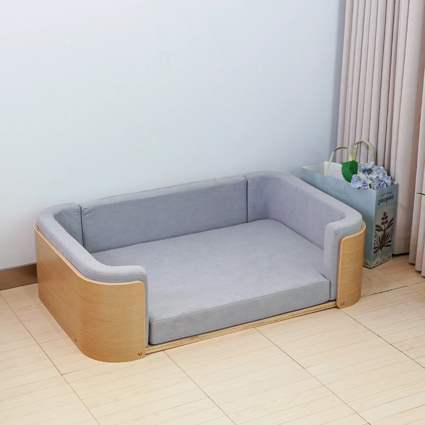 New Design Fashion Pet Sofa Hot Sell Comfortable High Quality Pet Bed