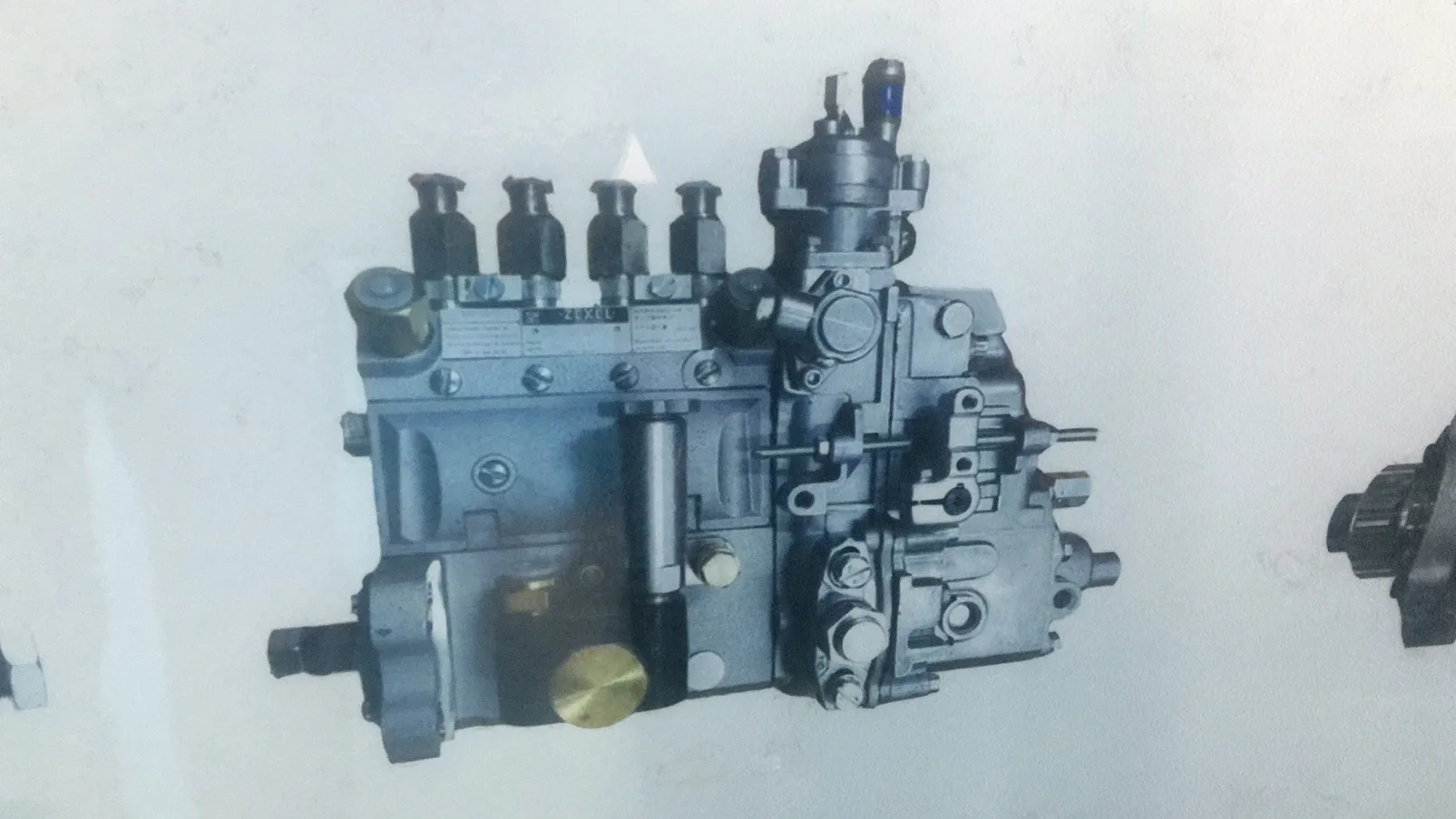 okazu。 Fuel Injection Pump 101405-3350 101041-9260 for Komatsu