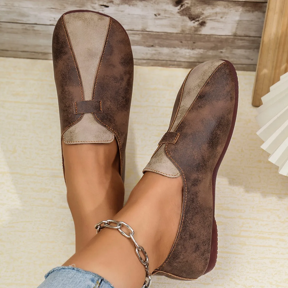 2024 Spring And Autumn New Single Shoes With Low Heels And A Comfortable Flat Pedal