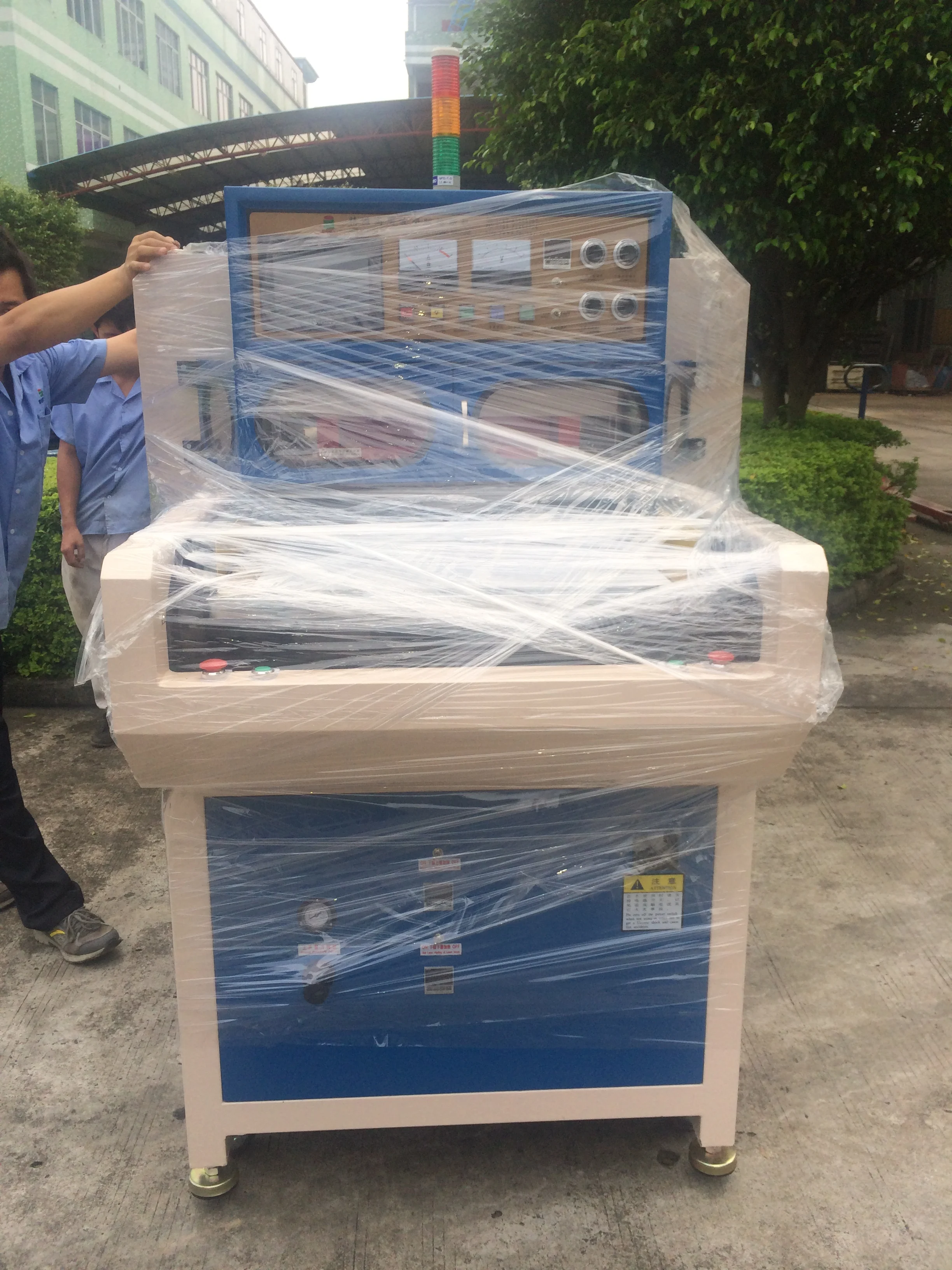 Jingyi Ultrasonic PVC and PET Cylinder PP Box Making Machine