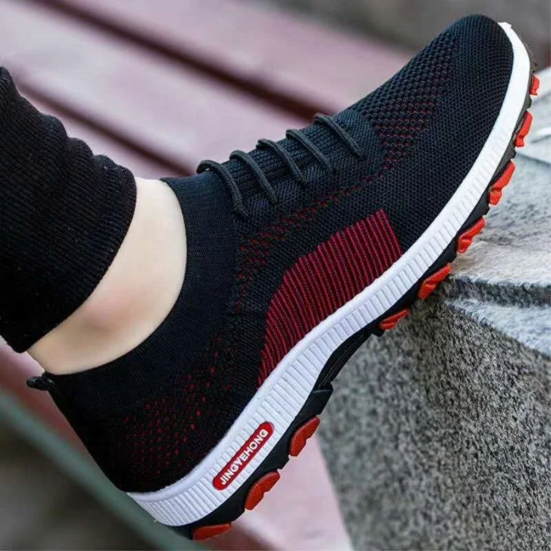 2019 Fashion OEM new style men casual sport running shoes black colour
