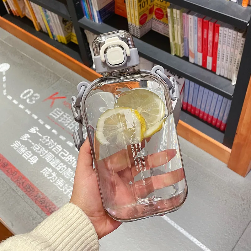 750ml Square Plastic Water Bottles Portable New Design Sports Large Girls Boy Plastic Water Bottle Cup Wholesale