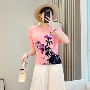 Women's Short-Sleeved Pleated Top T-Shirt Summer Casual Small Size Loose Belly Covering Slimming Design Age-Reducing 'Doll'