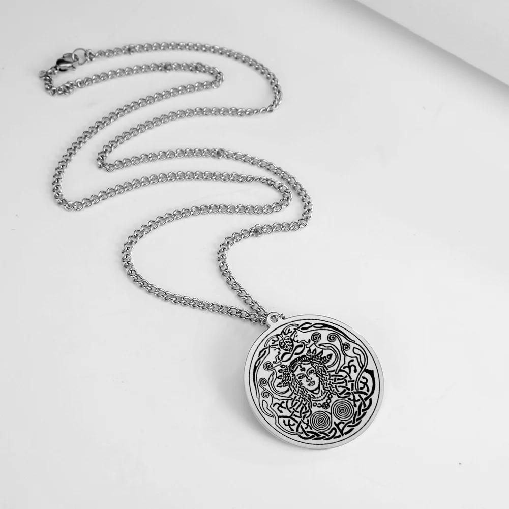 HLSS358 Freya Freyja Necklace Goddess Cats Norse Pagan Viking Amulet Talisman Jewelry Laser Cut Stainless Steel Pendant Necklace