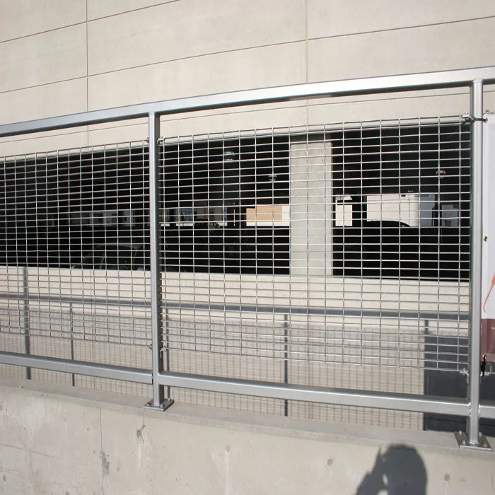 Hot Dip Galvanized Steel Grating Walkway Outdoor Drain Grate Banded Steel Driveway Grid Grating Steel bar Grating