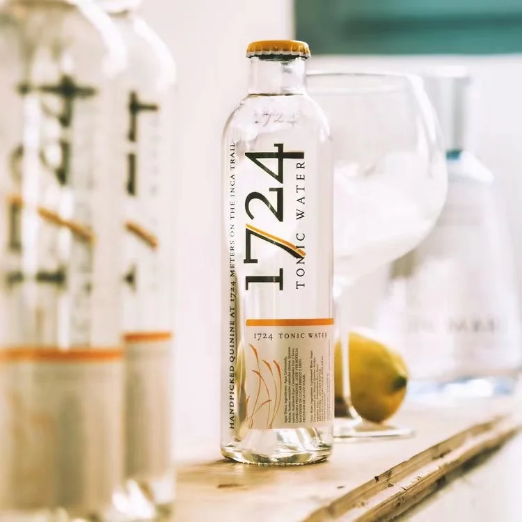 750ml clear and Round Decal Handing and Spring Water Use Glass Bottle with Crown Cap