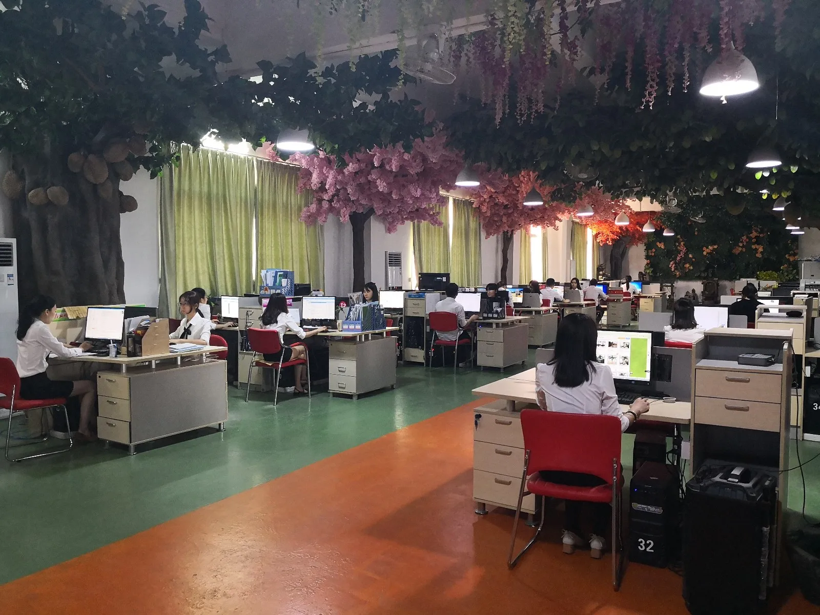Yiwu Jingyi Import And Export Co., Ltd. 1