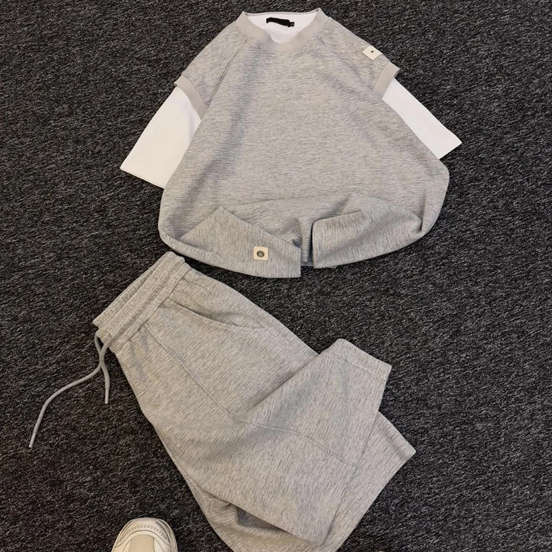 Fabriks-tilpasset 100 % bomuld streetstylesæt: DTG-digitalprint-T-shirt og shorts, tilpasselig med varmefikserede rhinestones og broderi