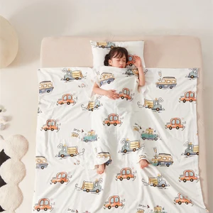 Breathable 4-layer Cotton Gauze Inner Core 4 Holes Anti Kick Design Blanket All Season