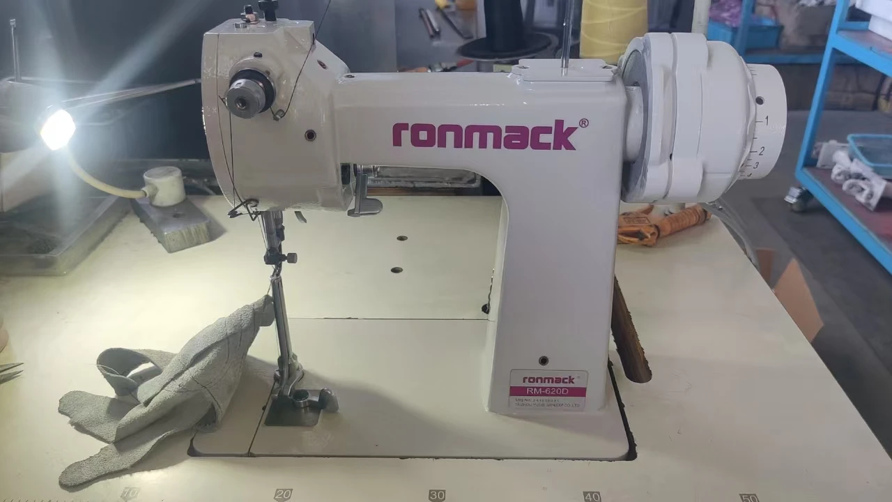 RONMACK RM-620D  Direct Drive Small Bed Post Finger Machine Glove Machine Industrial Glove  Chain Stitch Sewing Machine