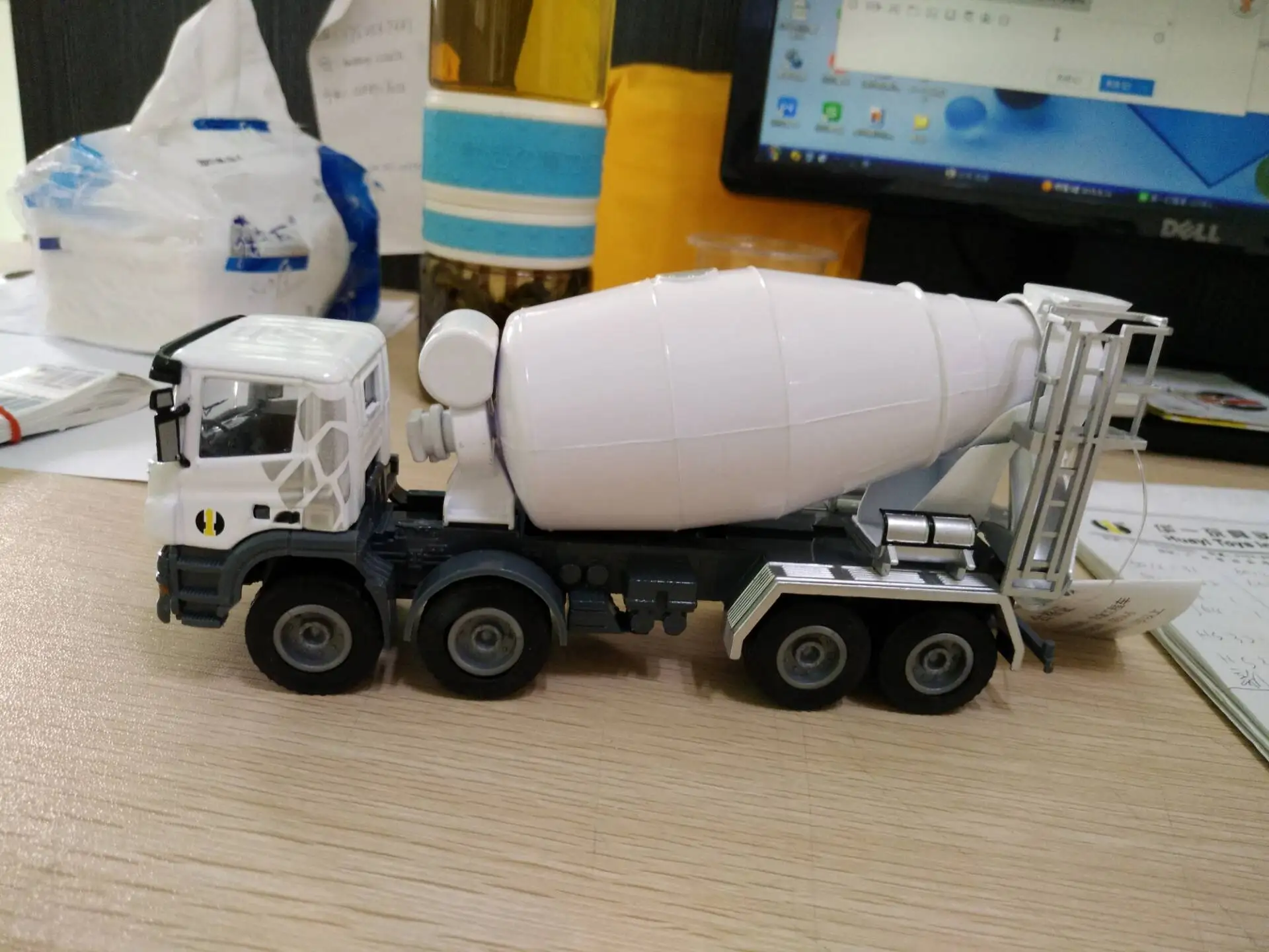 1 50 Sliding Diecast Toy Cement Mixer Truck Toy Buy Die Cast Truck