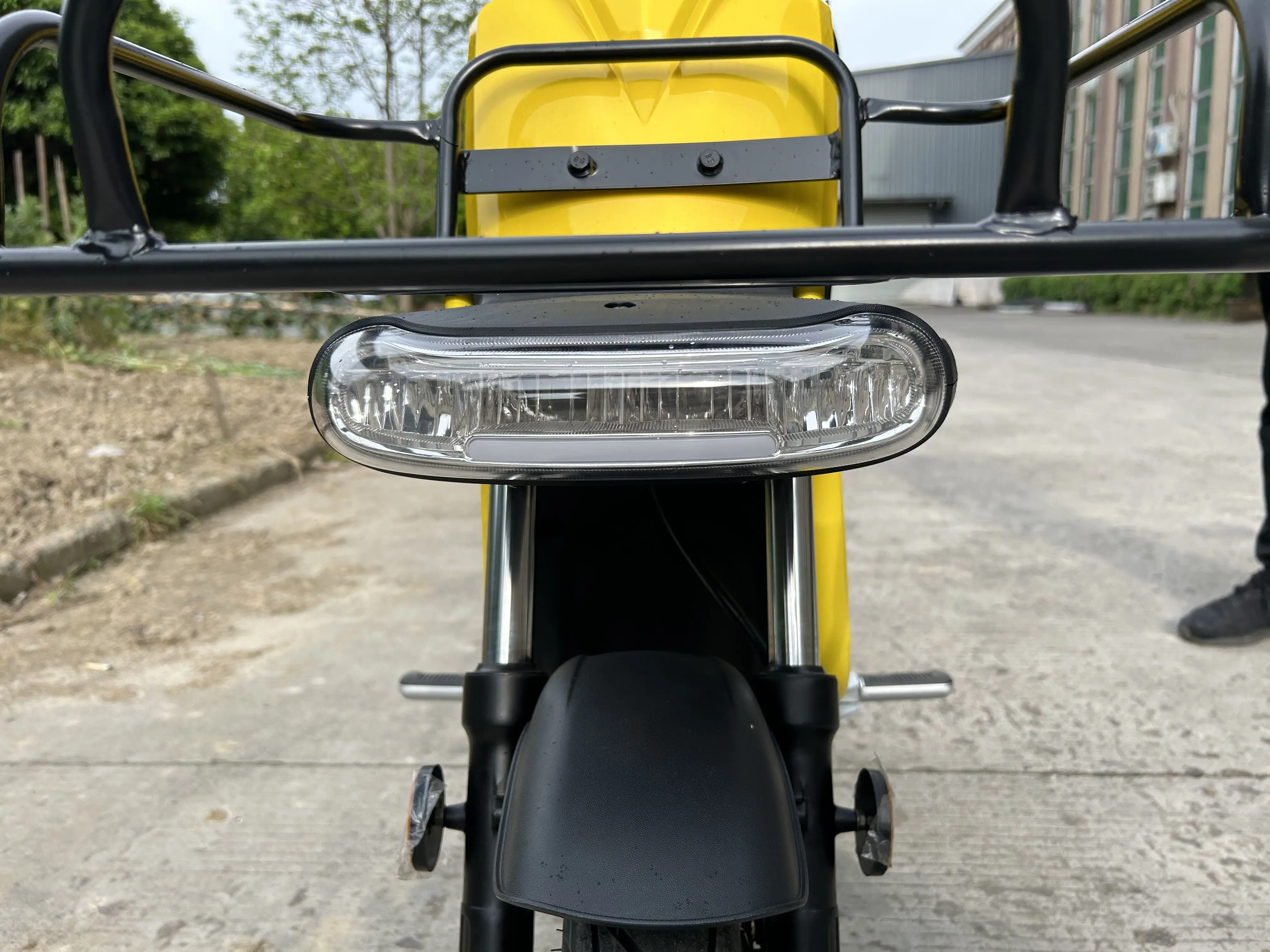 Cheaper 2 Wheel Electric Scooter Cargo Bike 60V Bikes Motorcycle 1500W 52ah Battery Motocicletas Elctricas Cafe Racer Motorcycle