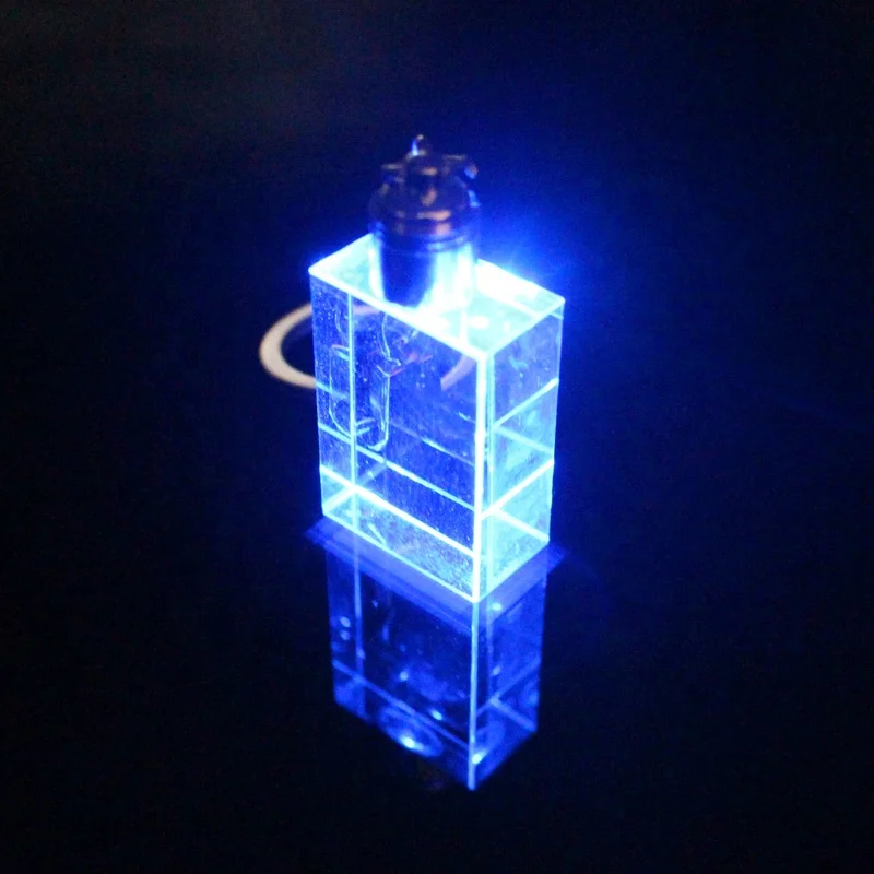 
 Сделанный на заказ брелок хорошего качества без рисунка, светодиодный Кристальный брелок с лазерным логотипом  