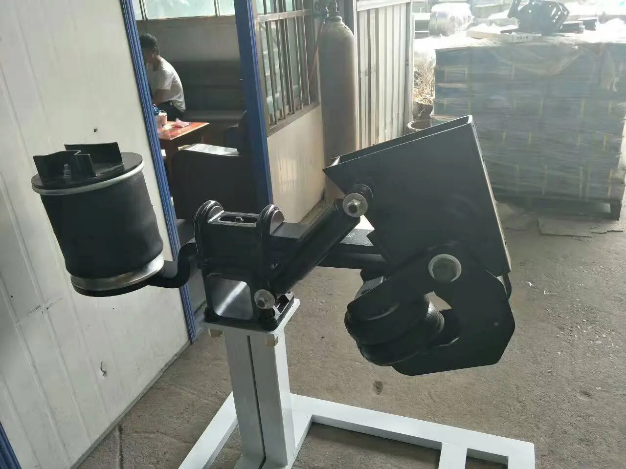 チーム エアサスペンショントラックトレーラー部品ドイツ式エアバッグ工場直販 Buy Air Ride Suspension Trailer