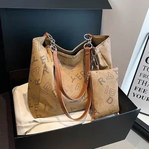 New Trendy Letter Design Fashion Women's Handbag Large Capacity Zipper Closure Single Shoulder Tote Bag 2pieces Set