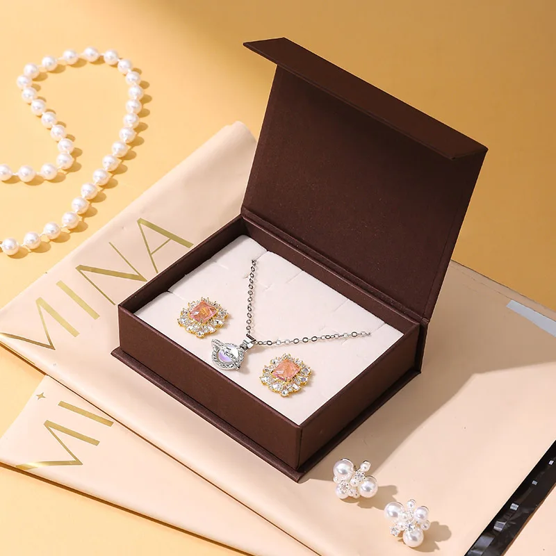 Wholesale Beige PU Leather Square Flip-top Jewelry Gift Box with Shipping Bag Custom Logo Packaging for Rings Earrings Necklaces manufacture