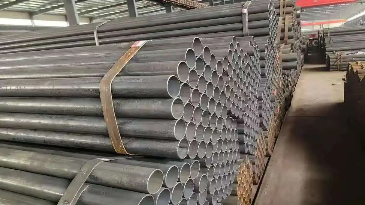 Welded Steel Pipes 1.6-8mm Material Q235AQ235BQ235C Product Type factory