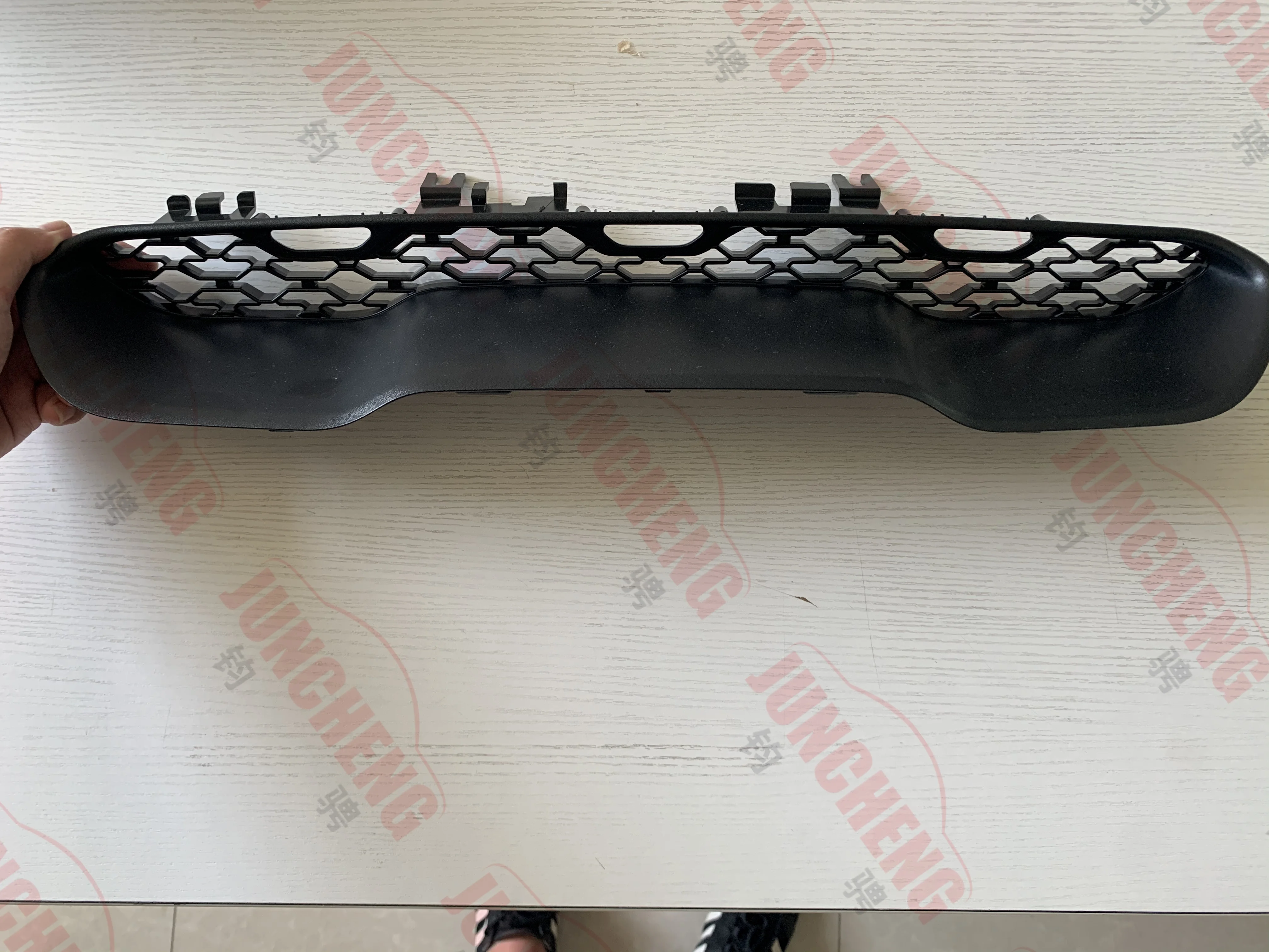 Garniture Carbone Pour Sortie D'Air Capot Dodge Ram 1500 TRX 2019-2023 - 2 Pièces - Neuf