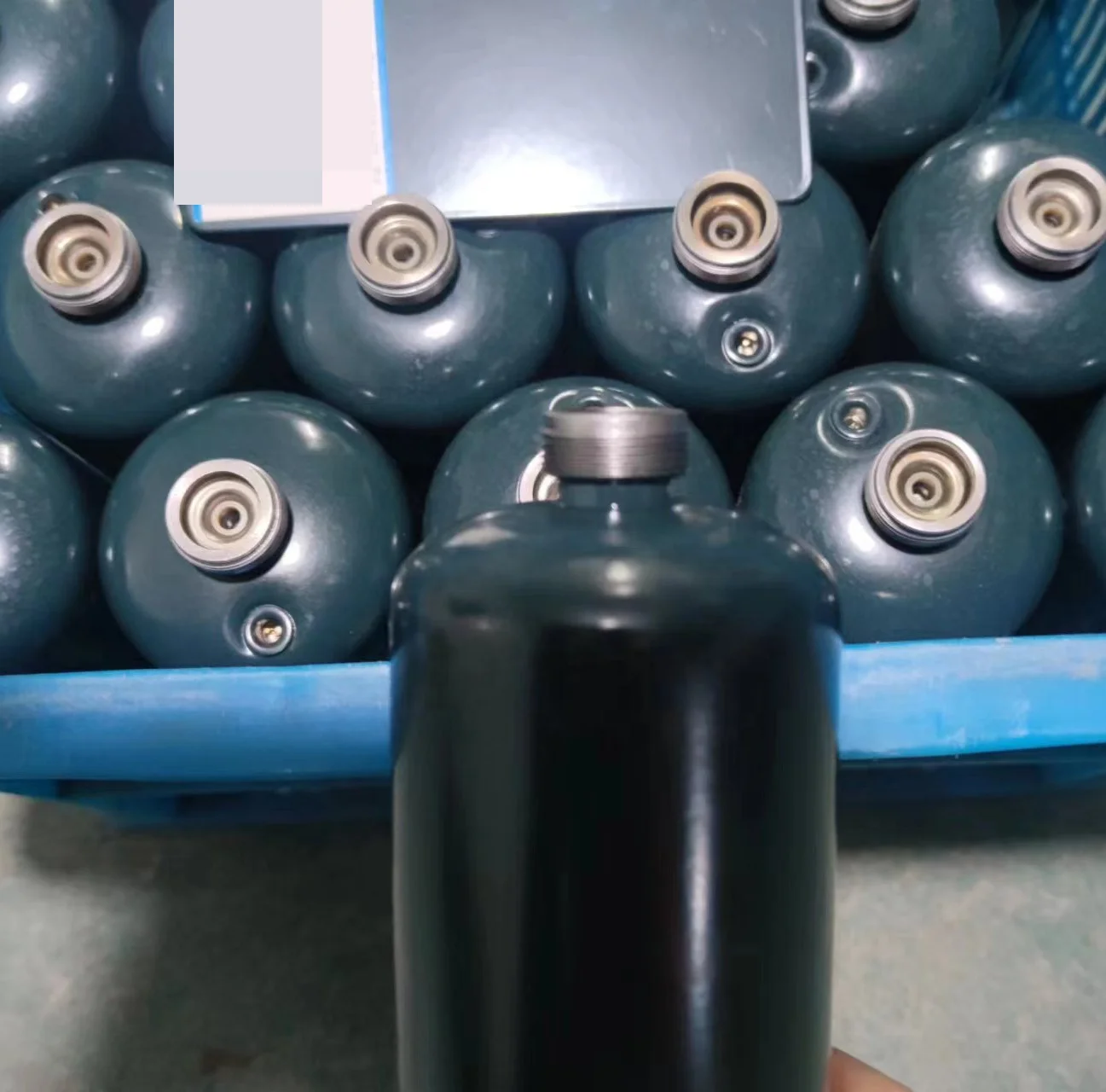 DOT39 Standard 1l Small Empty Gas Cylinder for Refrigerant R134a Gas Cylinder candela Canisters