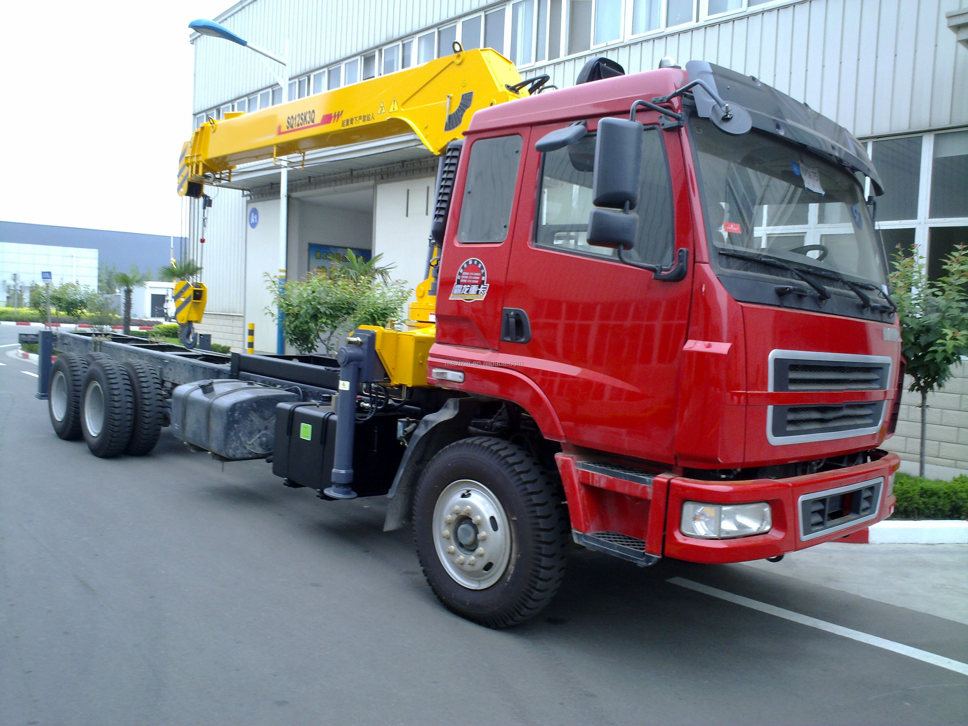 sq12sk3q随车起重机12吨臂sq12sk3q