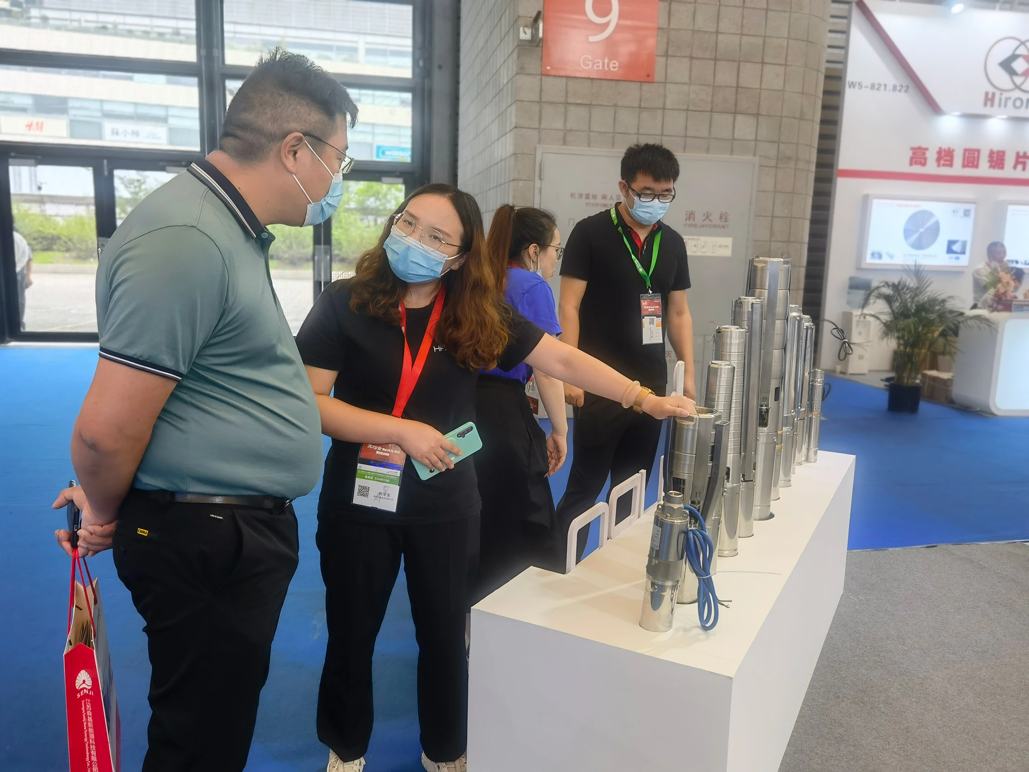 Bombas De Agua Sumergibles Solares De 4 дюймов комплект панели солнечных батарей 1500w Y Bomba панели для полива и орошения вакуумный насос Комплект глубоких скважин, Китай (материк)