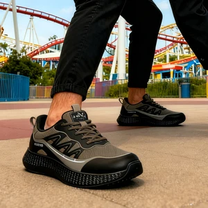 Factory Direct Sale Fashion for Men Fly Knit Shoes Walking Sports Casual Shoes Wedge Sneakers