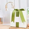 Lazo de tarjeta verde; 20,5*20,5*10 (caja de regalo + bolsa de regalo)