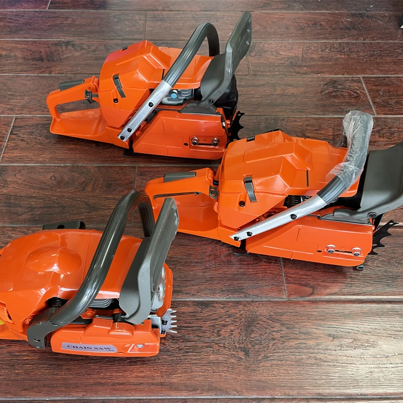3.6KW Tree Cutting Machine 70.7cc Gasoline Chainsaw 365 272 395 372 572