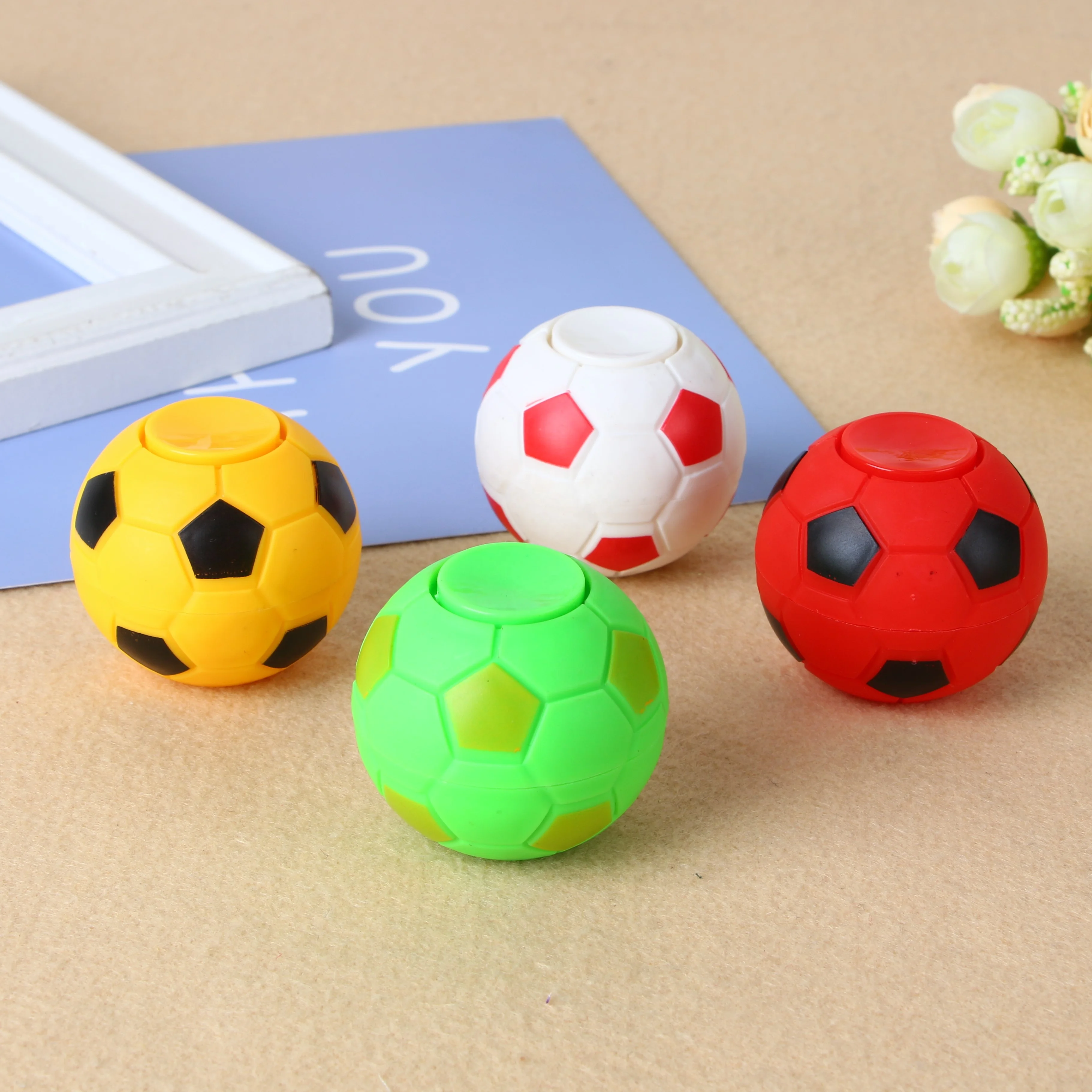 Рекламный подарок для детей, недорогие игрушки-антистресс, футбольные Спиннеры для пальцев, игрушки