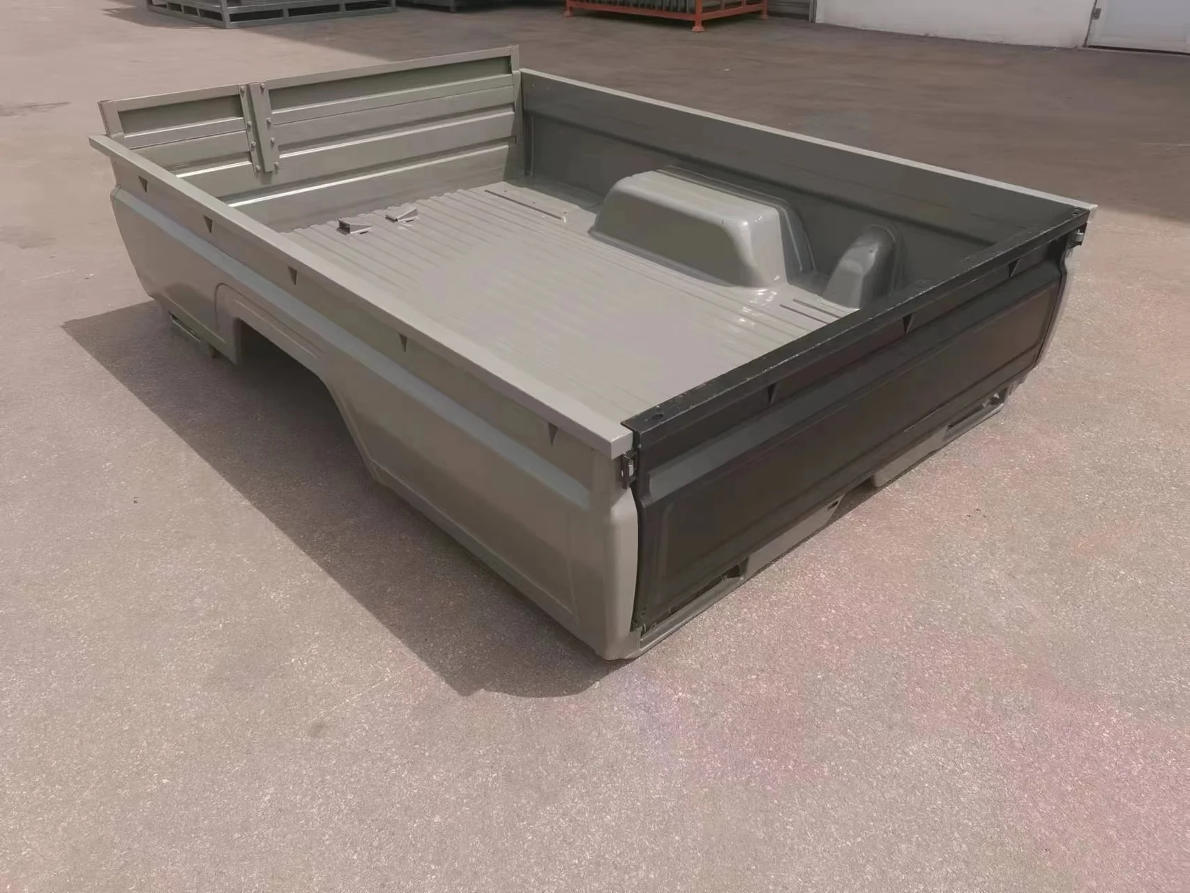 FUN 80mmディープ　リア Toyota Land Cruiser FJ79 Pickup Tub Frame - Durable & Versatile