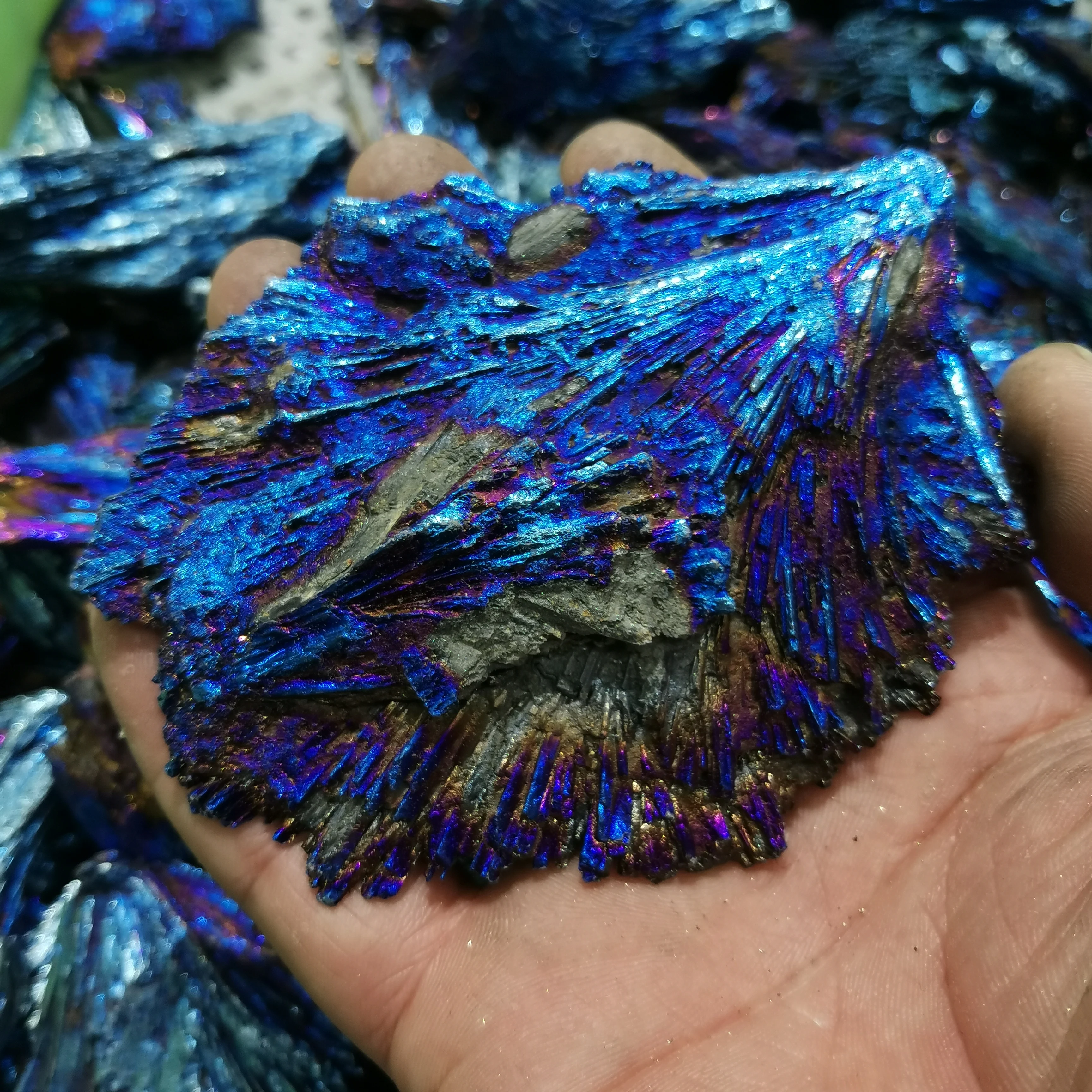 Оптовая продажа натуральных высококачественных титановых радужных турмалиновых кристаллов кварцевых минералов для заживления