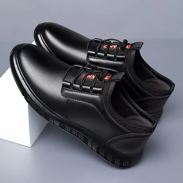 2025 Italien Men's for Dress Shoes Hot Selling Mocassins Slip-On Flat Solid Pattern for Spring Dress Shoes & Oxford