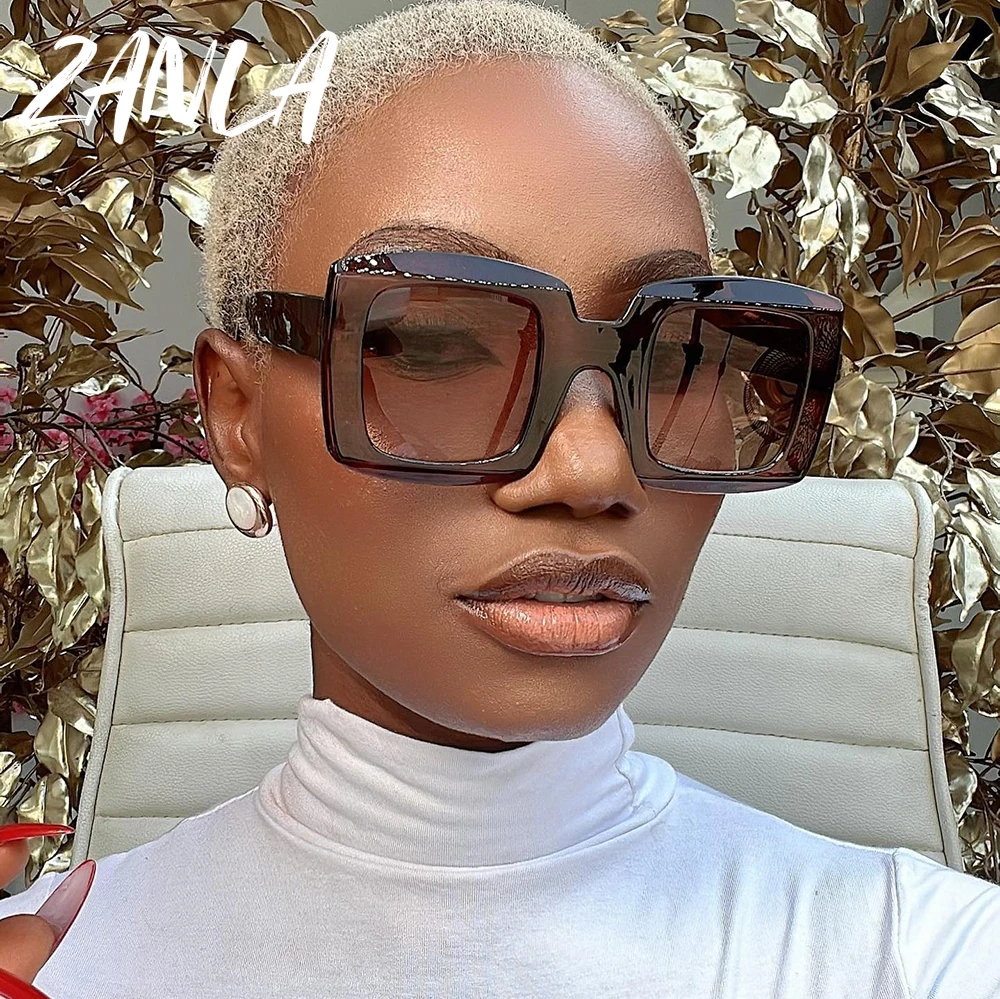 Shop Our 2023 Retro Sunglasses Collection for Men & Women display picture 1