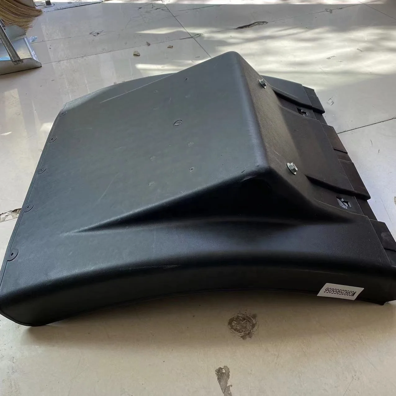 はつこ Крыло заднее (задняя часть) Sitrak C7H Howo T7H WG9925954031