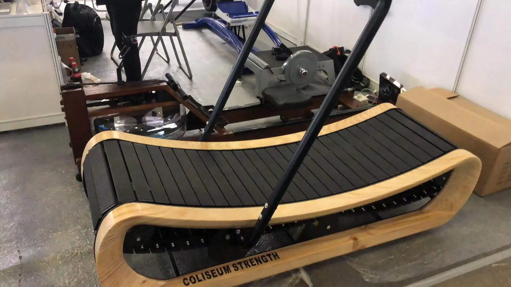 Gym Fitness Equipment Commercial Treadmills Manufacturers Wood Air