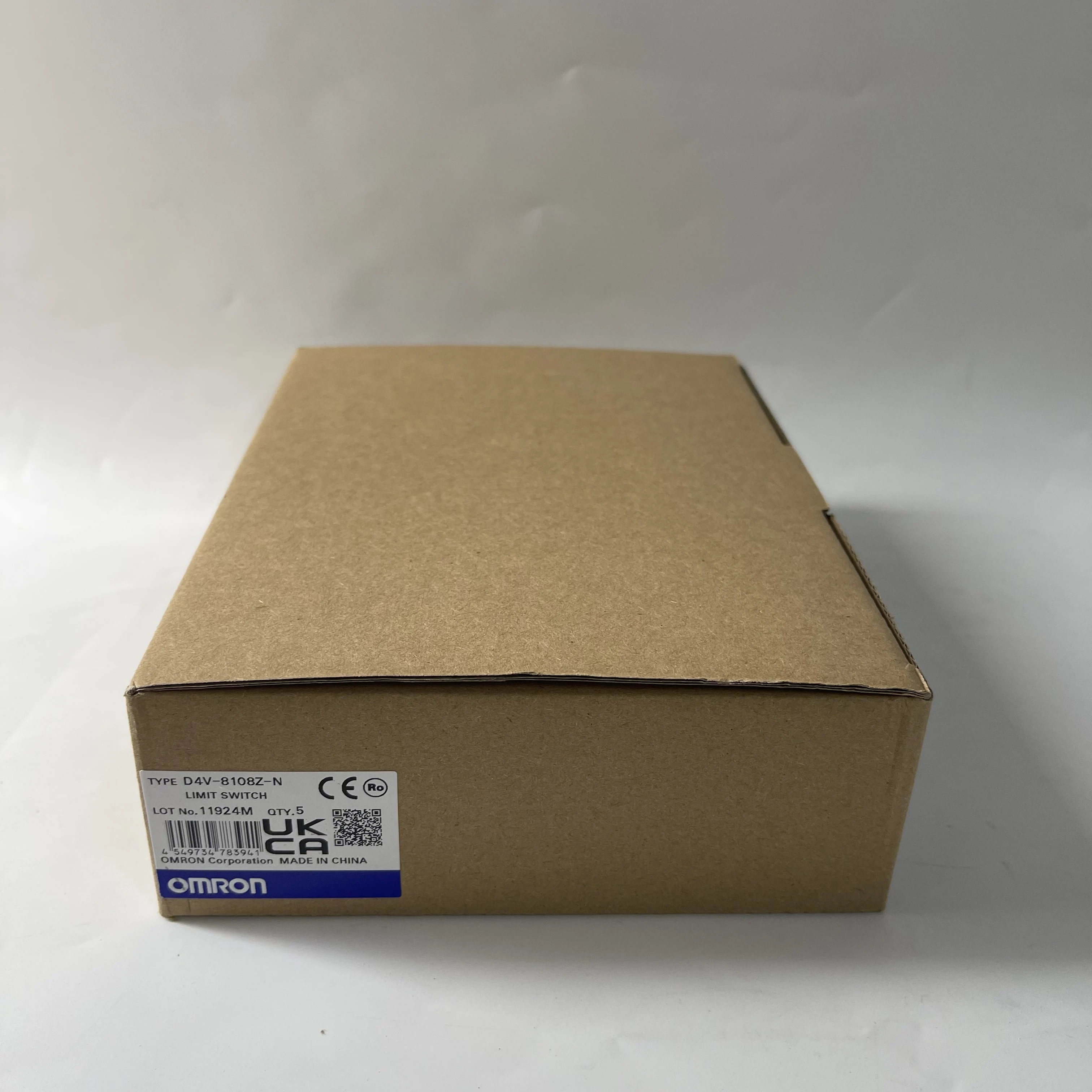 Omron Limit Switch D4V-8108Z-N Omron Limit Switch D4V-8108Z-N