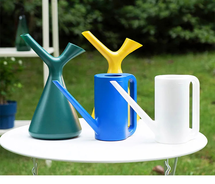 New Product Cheap Price Popular Water 1.7l Plastic Garden Watering Cans