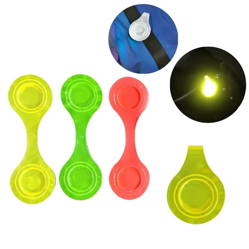Glow in the Dark Light CE En13356 Magnetic Reflector Bespoke Reflective Safety Pvc Printed Magnet Clip for Bicycle Student Bag