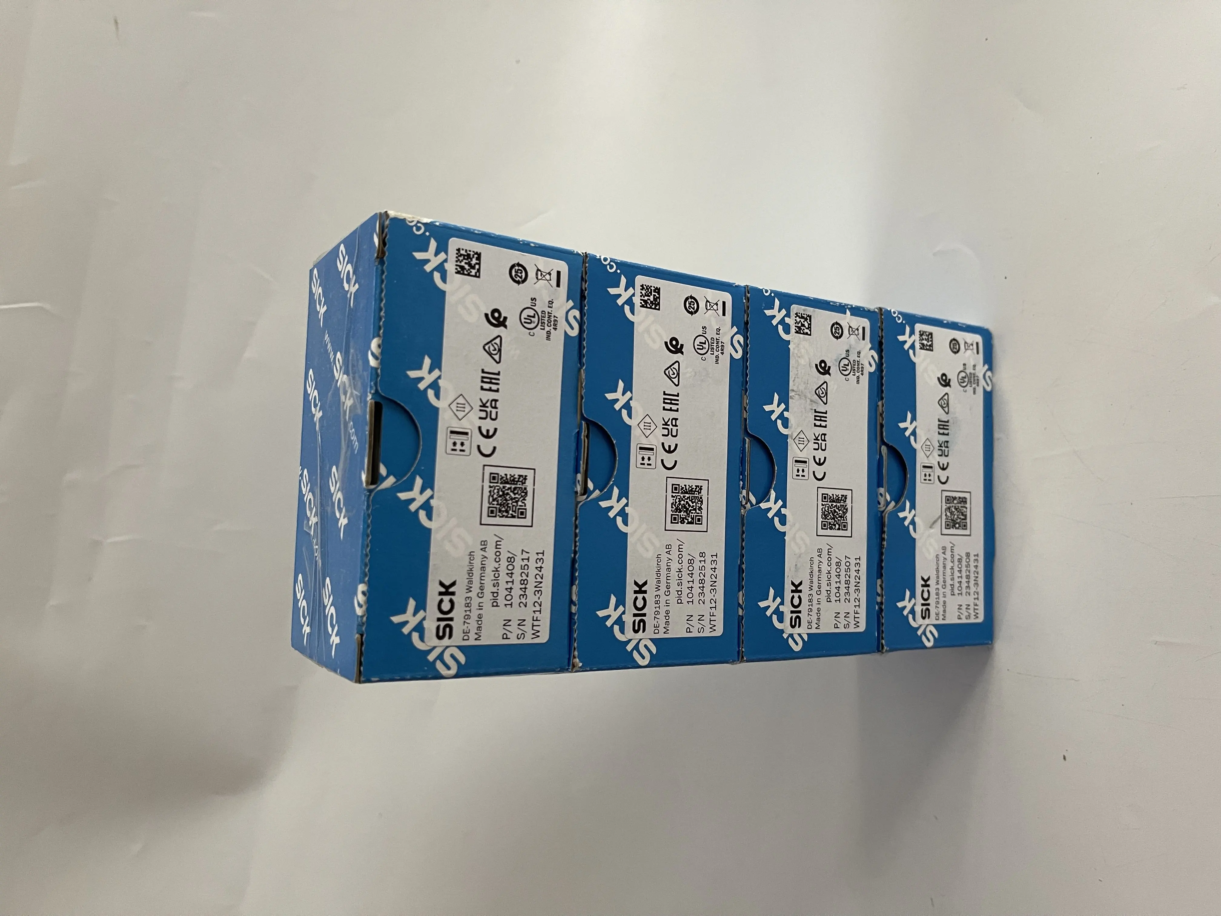 SICK Photoelectric Sensor WTF12-3N2431 SICK Photoelectric Sensor WTF12-3N2431