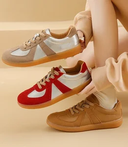 Design Custom Logo Trendy Fashion Trainers Women Running Shoe PU Leather Breathable Casual Walking Sneakers Shoes