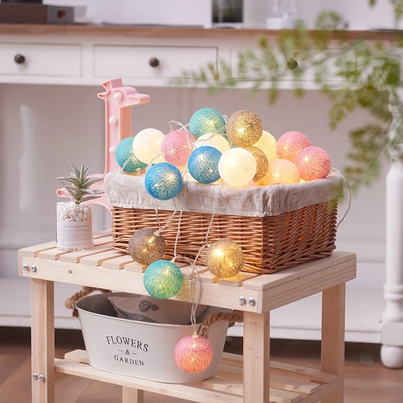 Customizable 2m 20leds Cotton Balls String Light Tree Led Lamp Christmas Cotton Balls fairy Lights