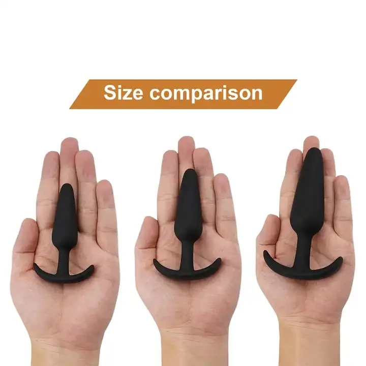 Amoura anal plug silicone showing smooth finish and ergonomic design