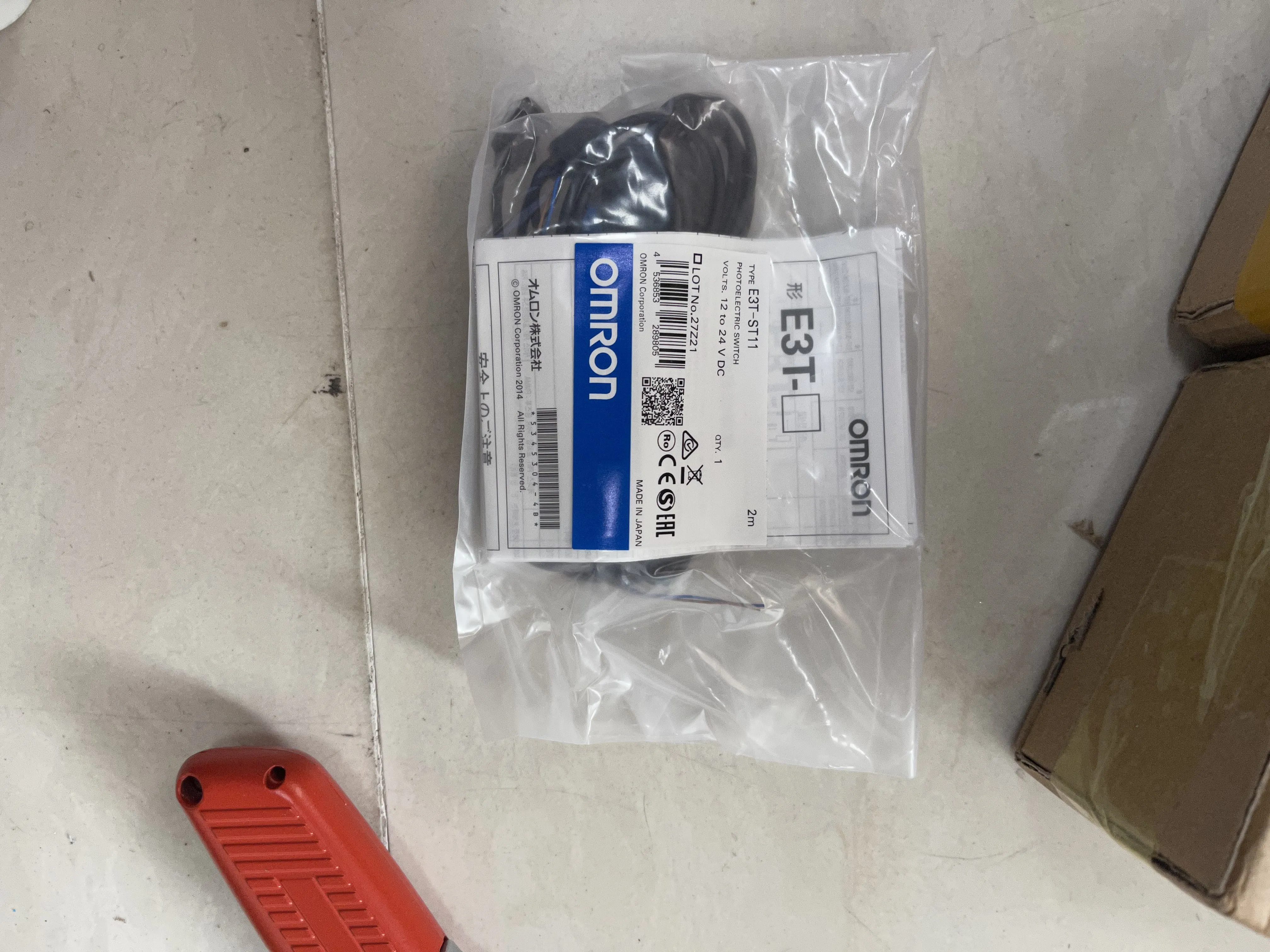 Omron Photoelectric Sensor E3T-ST11 Omron Photoelectric Sensor E3T-ST11