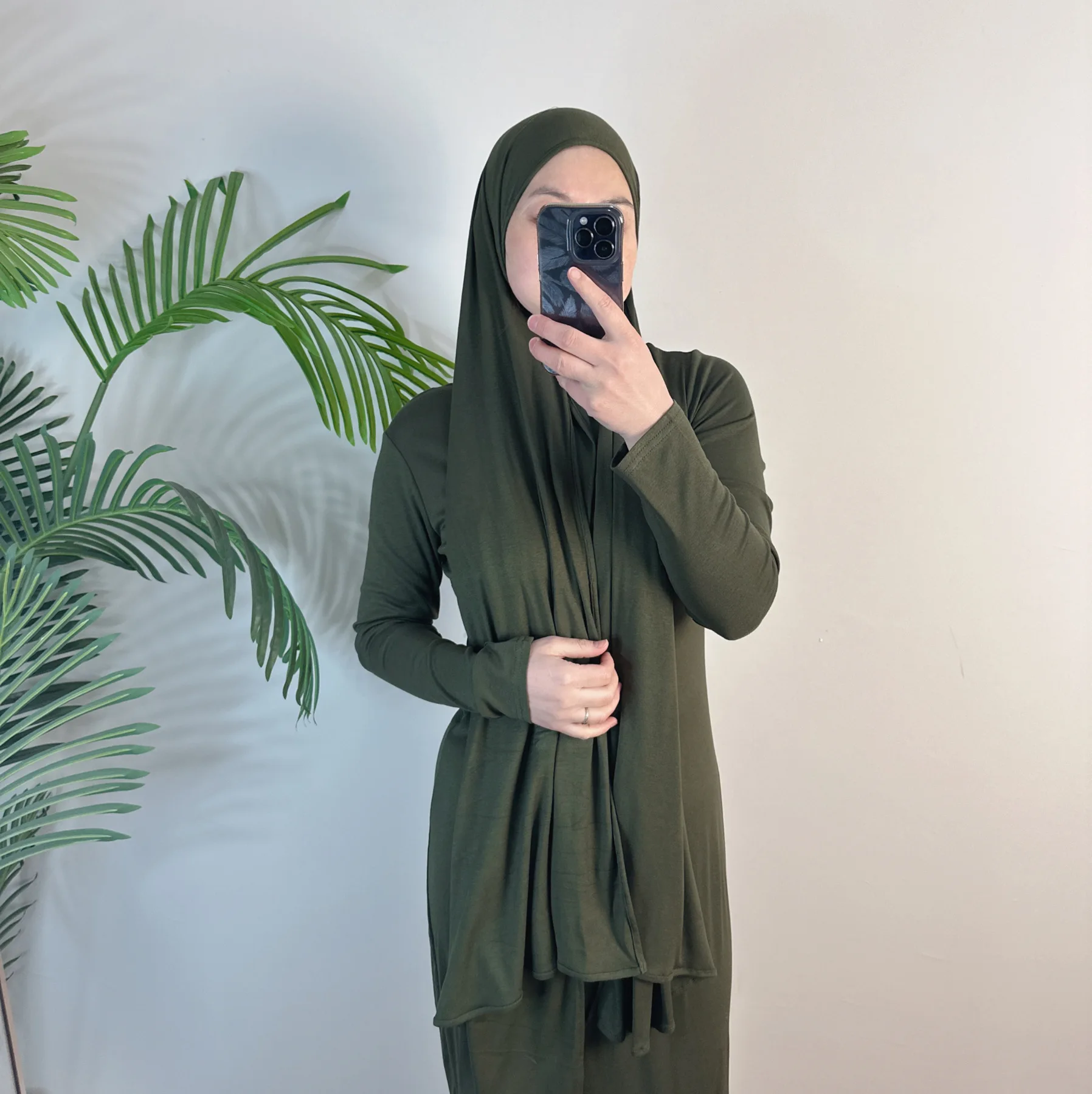 2025 Latest Design Muslim Modest Modal Dress Middle East Egypt Solid Color Gamis Soft Abaya for Women