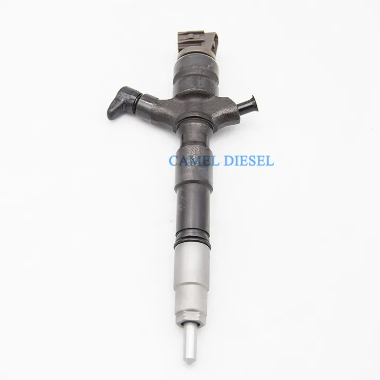 Original New 23670-30170 Common Rail Fuel Injector