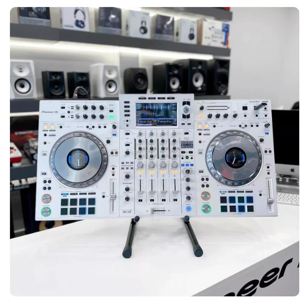 Pioneer DJ XDJ-XZ White Limited Edition | Flagship 4-Ch All-in-One